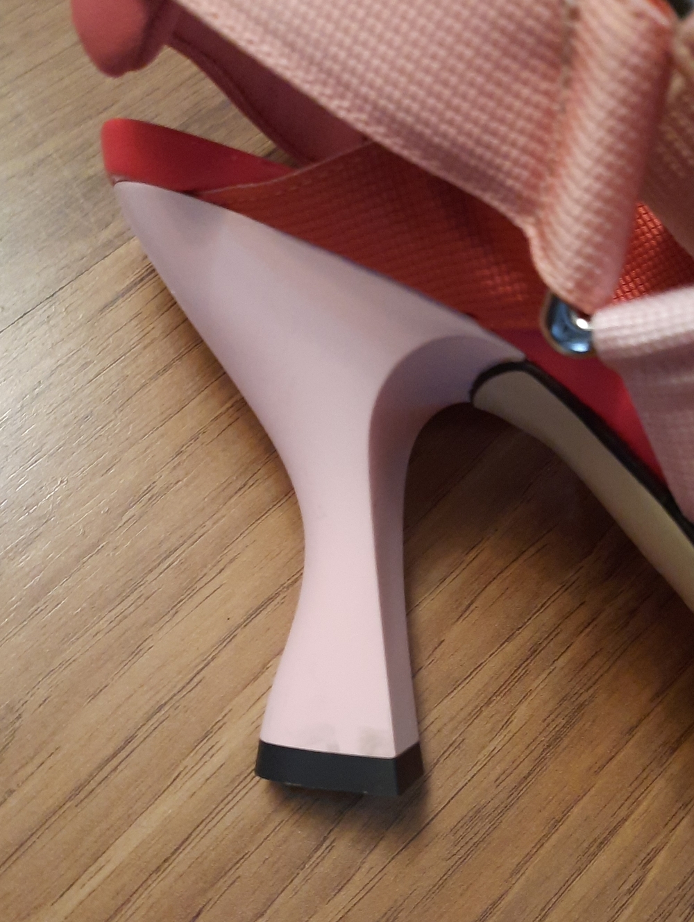 Fendi Pink, Red & Gold Beaded Pointed-Toe Slingbacks - Picture 12 of 12